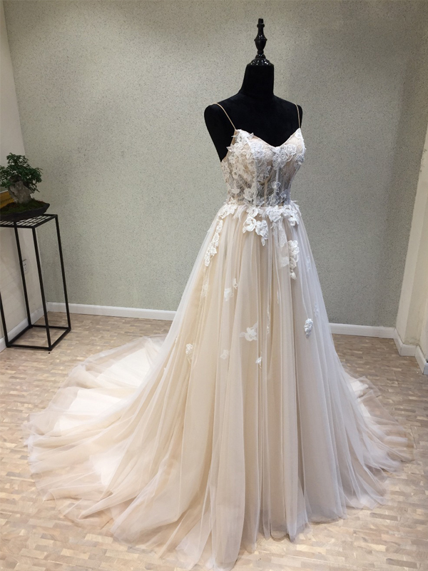 Elegant Spaghetti Straps Chiffon Sequin Flowers White Long Wedding Guest Dress Evening Gown SP789 main image 1
