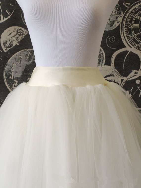 Short Ivory Tutu Tulle Skirt Elastic Waistband on Luulla